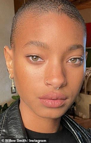 willow smith sexy photos|Willow Smith, 21, puts on a risqué display in a。